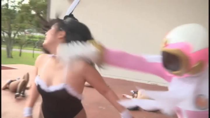 女戦闘員デニール05